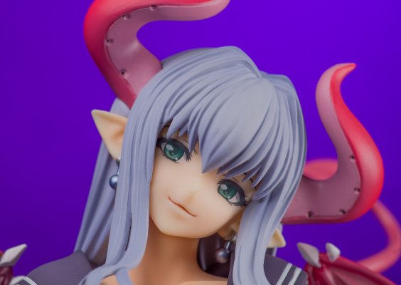 水手服梦魔 蓝宝石