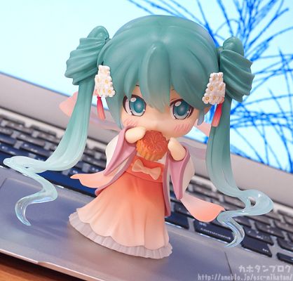 粘土人#539 初音未来 中秋明