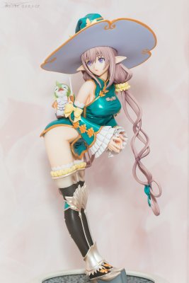 光明之响 琳娜・梅菲尔德