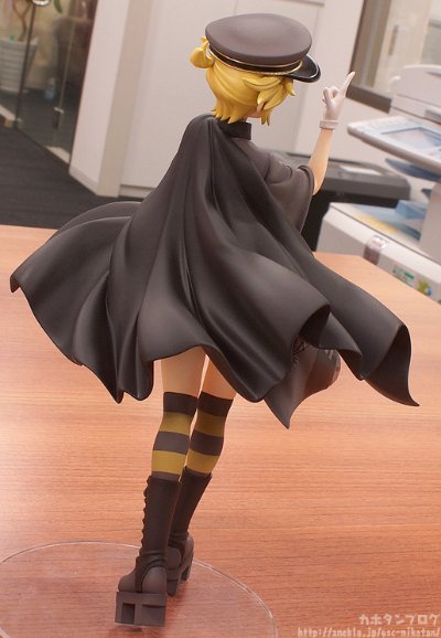 千本樱 feat. 初音未来 镜音莲