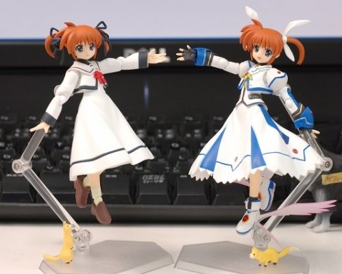 figma #SP-7 魔法少女奈叶 エース&魔法少女奈叶 A's PORTABLE - THE BATTLE OF ACES - 高町 なのは|尤诺・斯克莱亚 School Uniform 