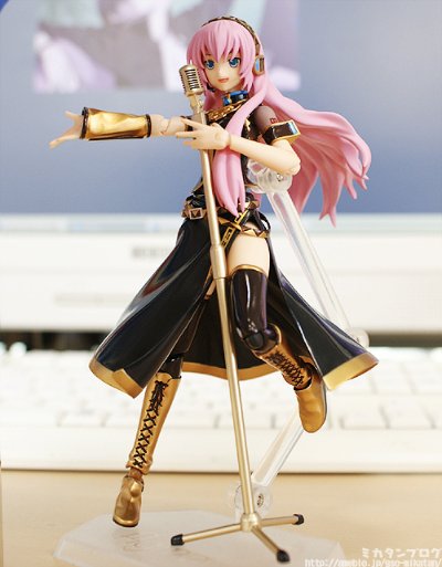 figma #82 VOCALOID 巡音ルカ