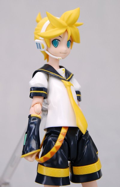 figma #20 VOCALOID 镜音レン 