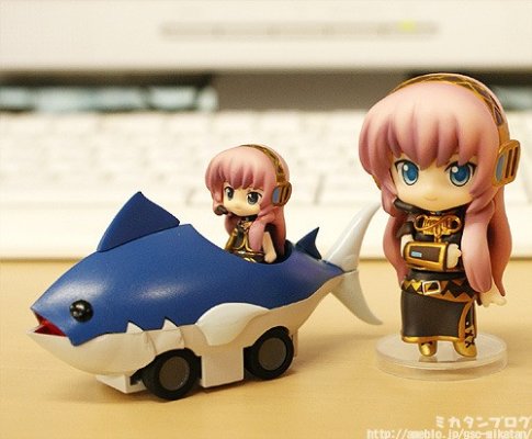 プルバックカー VOCALOID 巡音ルカ 