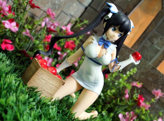 期待在地下城邂逅有错吗  赫斯缇雅