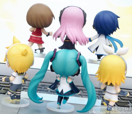 迷你黏土人 初音未来 りにゅーある VOCALOID MEIKO V3 
