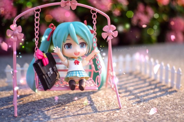 粘土人 #381-b VOCALOID 初音未来 水手服Ver. 特别配色