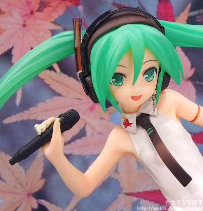 Happy赏 VOCALOID 初音未来 Lat式 Autumn Color Ver.