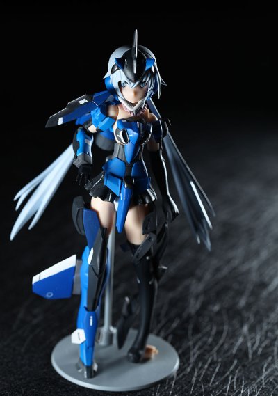 机甲少女 短剑