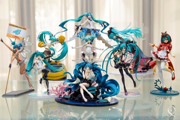 VOCALOID角色系列01 初音未来 江端里沙Ver.