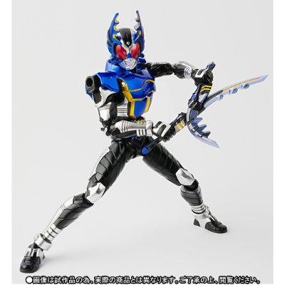 S.H.Figuarts(真骨雕制法)  假面骑士钢斗王 骑士形态