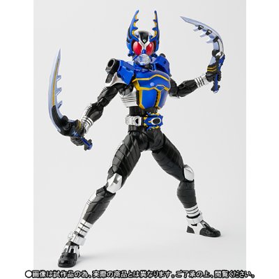 S.H.Figuarts(真骨雕制法)  假面骑士钢斗王 骑士形态