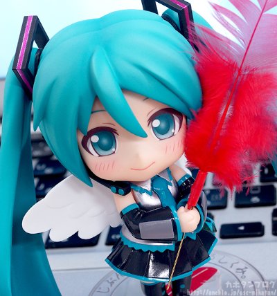 粘土人搭配 VOCALOID 初音未来 红羽毛共同募金运动 创设70年 记念コーデ