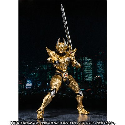 S.H.Figuarts  牙狼 照耀黑暗之人 黄金骑士 牙狼 （流牙金色版）
