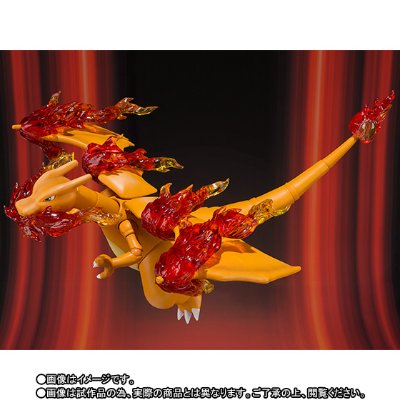 S.H.Figuarts 精灵宝可梦 喷火龙