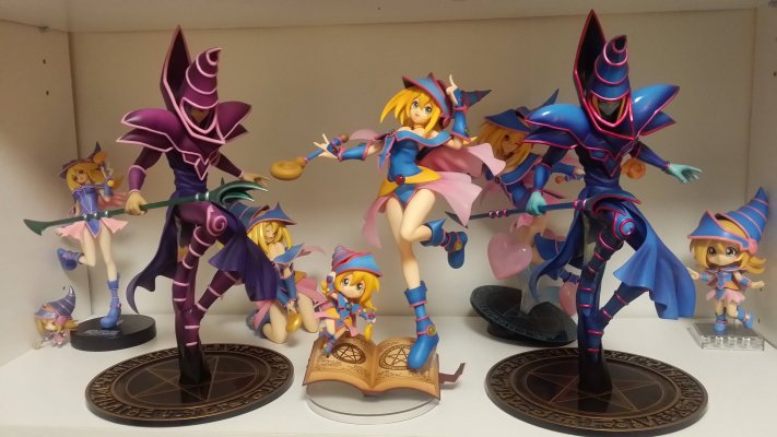 剧场版『游☆戯☆王 THE DARK SIDE OF DIMENSIONS』 マジカル葵特フィギュア 黑魔导少女