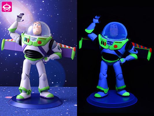 セガ 景品 迪斯尼 トイ・ストーリー バズ・ライトイヤー Ver. 2 Glow in the Dark ver. 