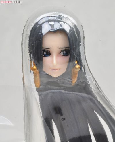 FiguartsZERO 海贼王 波雅・汉库克 