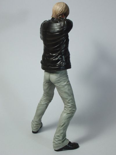 CAPCOM FIGURE BUILDERクリエイターズモデル 生化危机6 里昂・史考特・甘乃迪 