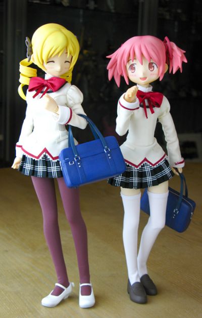 REAL ACTION HEROES MGM 魔法少女小圆 夏洛特&巴 マミ School Uniform ver. 