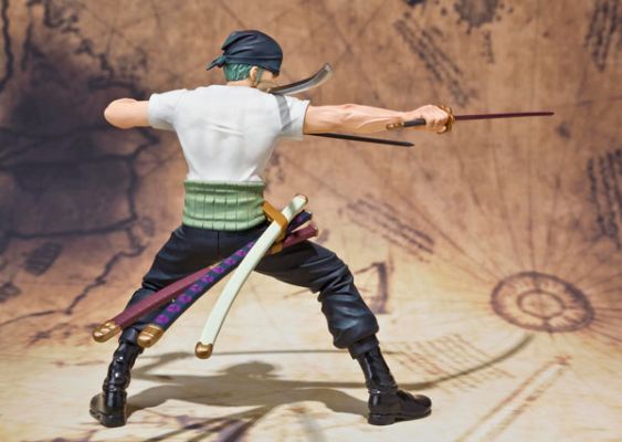 FiguartsZERO 海贼王 罗罗亚・索隆 Battle ver. 