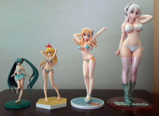 BEACH QUEENS 伪恋 桐崎千棘