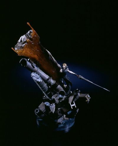 SCULPTURE ARTS 最终幻想VII アドベントチルドレン 克劳德・史特莱夫 