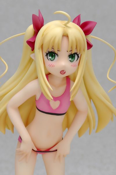 Beach Queens  露蒂的玩具！  亚斯塔露蒂·尤各瓦尔 Exclusive 泳装ver.