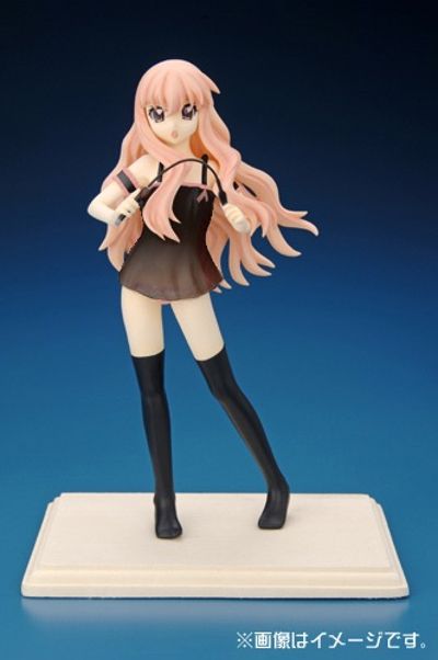 零之使魔 露易丝・芙兰ソワーズ・ル・ブラン・ド・ラ・ヴァリエール GEE! Limited Color Version