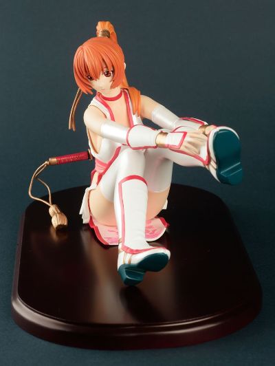 DeadオアAlive 霞 White Ver 