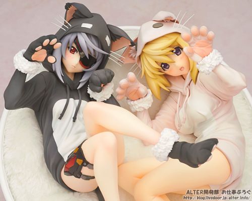 IS〈Infinite Stratos〉 夏洛特&拉芙拉 猫耳睡衣