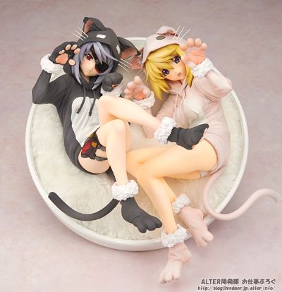 IS〈Infinite Stratos〉 夏洛特&拉芙拉 猫耳睡衣