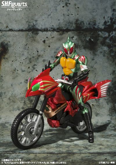 S.H.Figuarts 假面骑士：亚马逊骑士 密林掠夺者机车