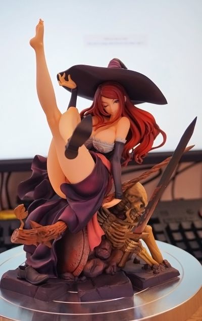龙之皇冠 女巫