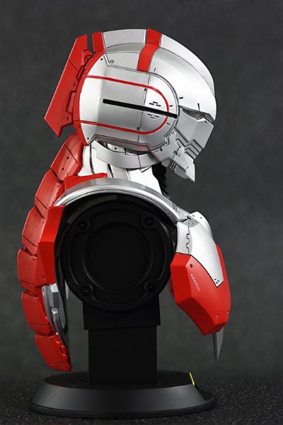 ULTRAMAN ULTRAMANバストアップ手办