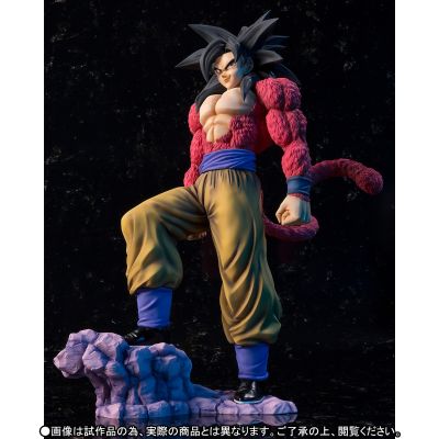 FiguartsZERO EX 龙珠GT 孙悟空 超级赛亚人4