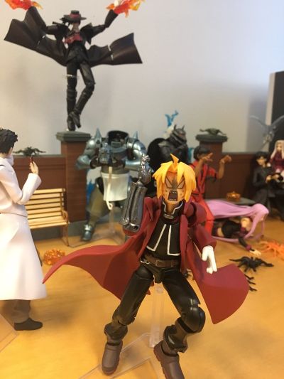 figma Fate/Zero 爱丽丝菲尔・冯・爱因兹贝伦