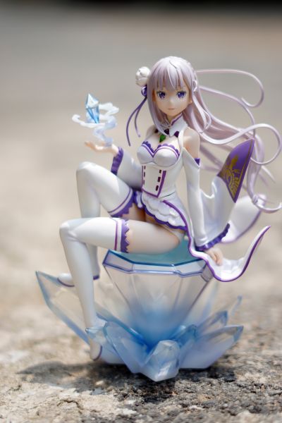 Re：从零开始的异世界生活  爱蜜莉雅