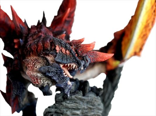 CAPCOM FIGURE BUILDER 怪物猎人クロス ディノ巴鲁德 烬灭刃 