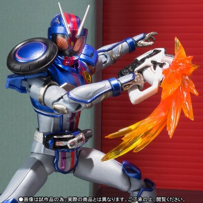 S.H.Figuarts 驰骑外传：假面骑士马赫 / 假面骑士心脏 假面骑士马赫追猎者