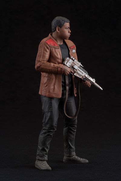 ARTFX+ 星球大战 : フォースの覚醒 フィン 