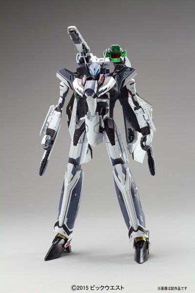 超时空要塞Δ VF-31F 齐格飞 (梅萨‧伊雷弗尔特机)