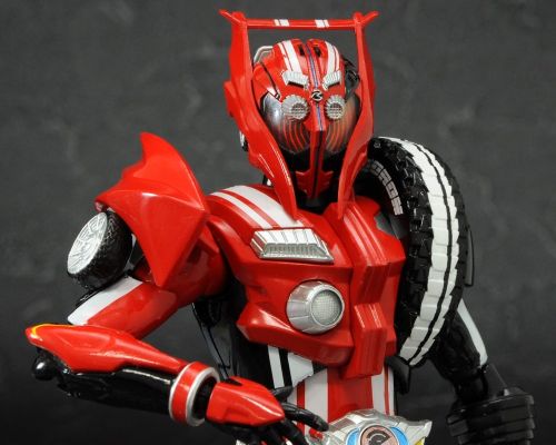 S.H.Figuarts 假面骑士驰骑 假面骑士驰骑 特莱多隆型