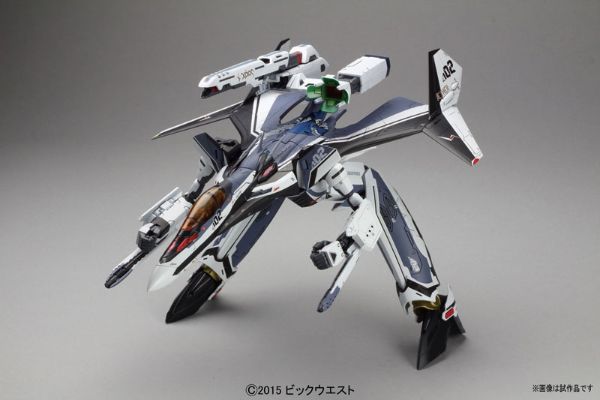 超时空要塞Δ VF-31F 齐格飞 (梅萨‧伊雷弗尔特机)