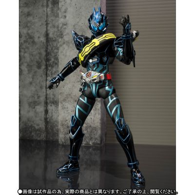 S.H.Figuarts 剧场版 假面骑士驰骑: SURPRISE FUTURE 假面骑士影驰骑   次世代型