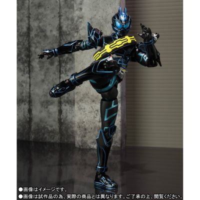 S.H.Figuarts 剧场版 假面骑士驰骑: SURPRISE FUTURE 假面骑士影驰骑   次世代型