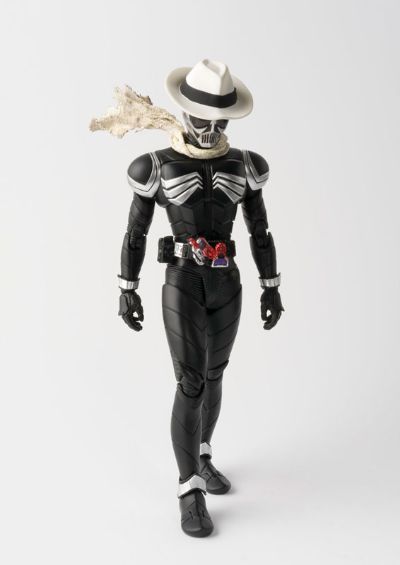 S.H.Figuarts(真骨雕制法) 假面骑士联手出击 双骑与帝骑 电影大战2010 假面骑士颅骨