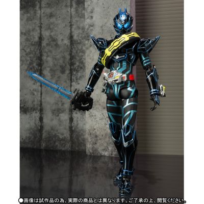 S.H.Figuarts 剧场版 假面骑士驰骑: SURPRISE FUTURE 假面骑士影驰骑   次世代型