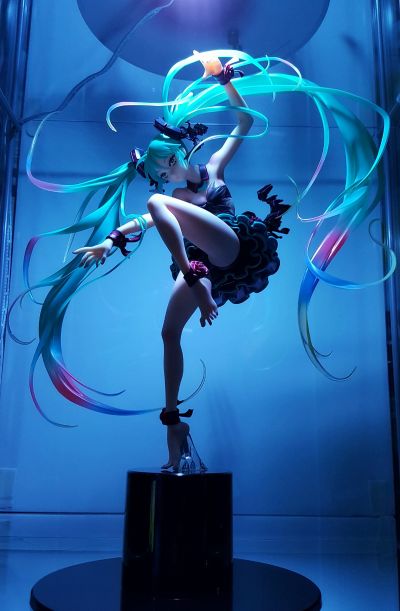 VOCALOID角色系列01 初音未来 mebae