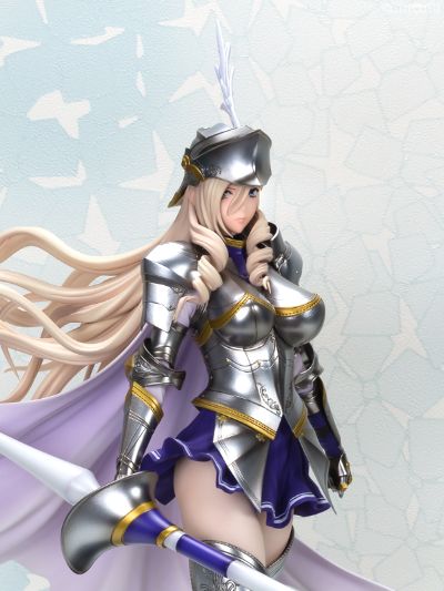 少女骑士物语 	苏莉亚·库玛尼·爱因特里
